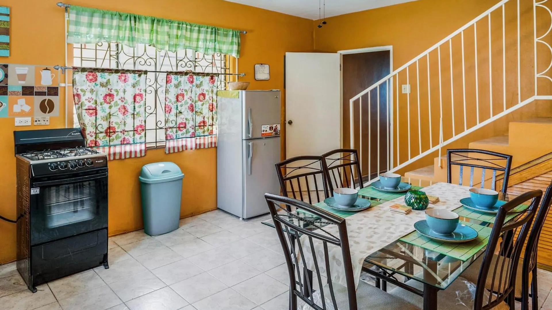 Yanceylargo-6Br Two-Story Estate With Mountain Views Villa Montego Bay 0*,  Jamaica